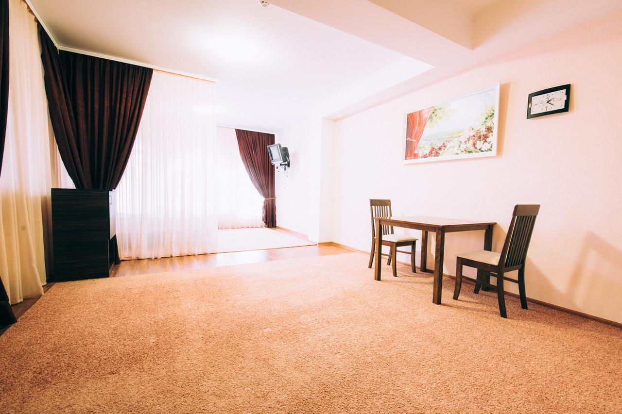 Grace Villa Codru Bagian luar foto
