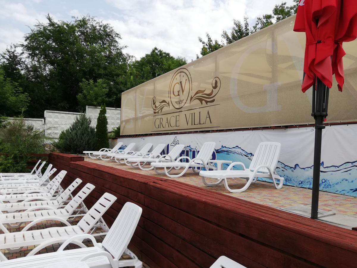 Grace Villa Codru Bagian luar foto